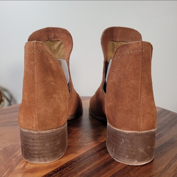 Coconuts By Matisse Pronto Brown Suede Ankle Boots Size 8.5 Slip On Notched Side - Picture 6 of 17